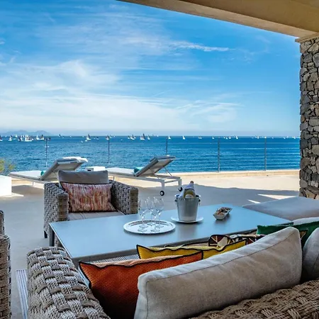 아파트 Read My Host Profile Before Request ### Luxury Sea View Villa