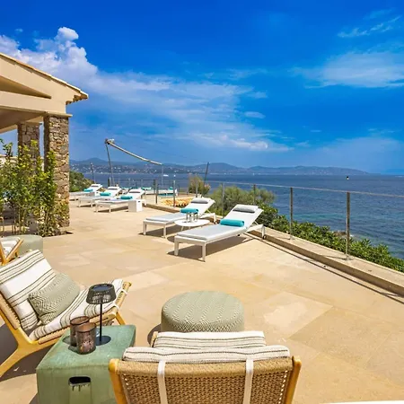 Read My Host Profile Before Request ### Luxury Sea View Villa 아파트
