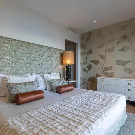 아파트 Read My Host Profile Before Request ### Luxury Sea View Villa *
