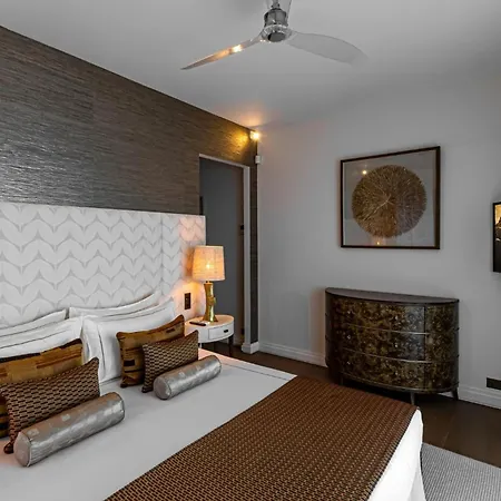 아파트 Read My Host Profile Before Request ### Luxury Sea View Villa