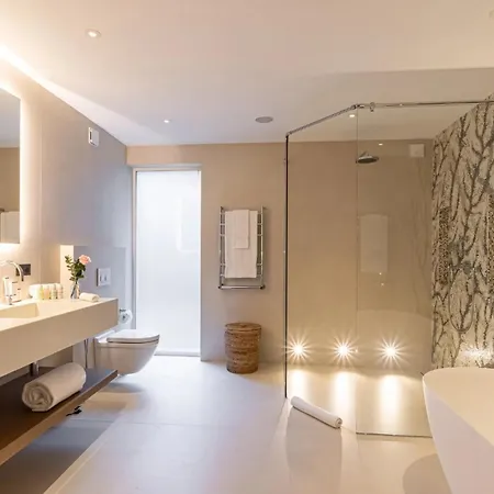 Read My Host Profile Before Request ### Luxury Sea View Villa 아파트 *