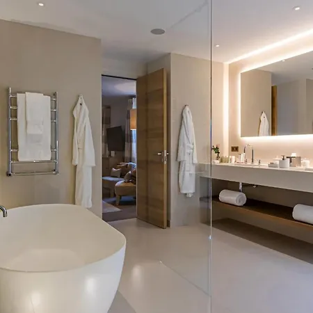 아파트 Read My Host Profile Before Request ### Luxury Sea View Villa 케인즈수르메르